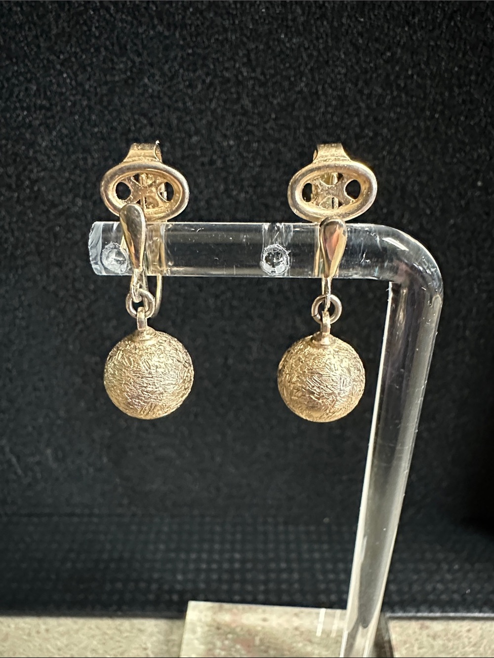 Vintage Trifari Gold Tone Textured Ball Drop Clip-On Earrings